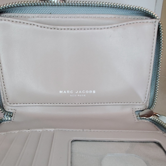 Marc Jacobs Wristlet - Picture 7 of 8